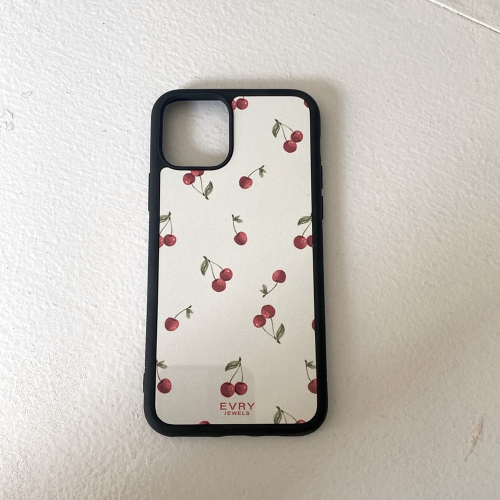 EVRY jewels cherry phone case iPhone 11Pro